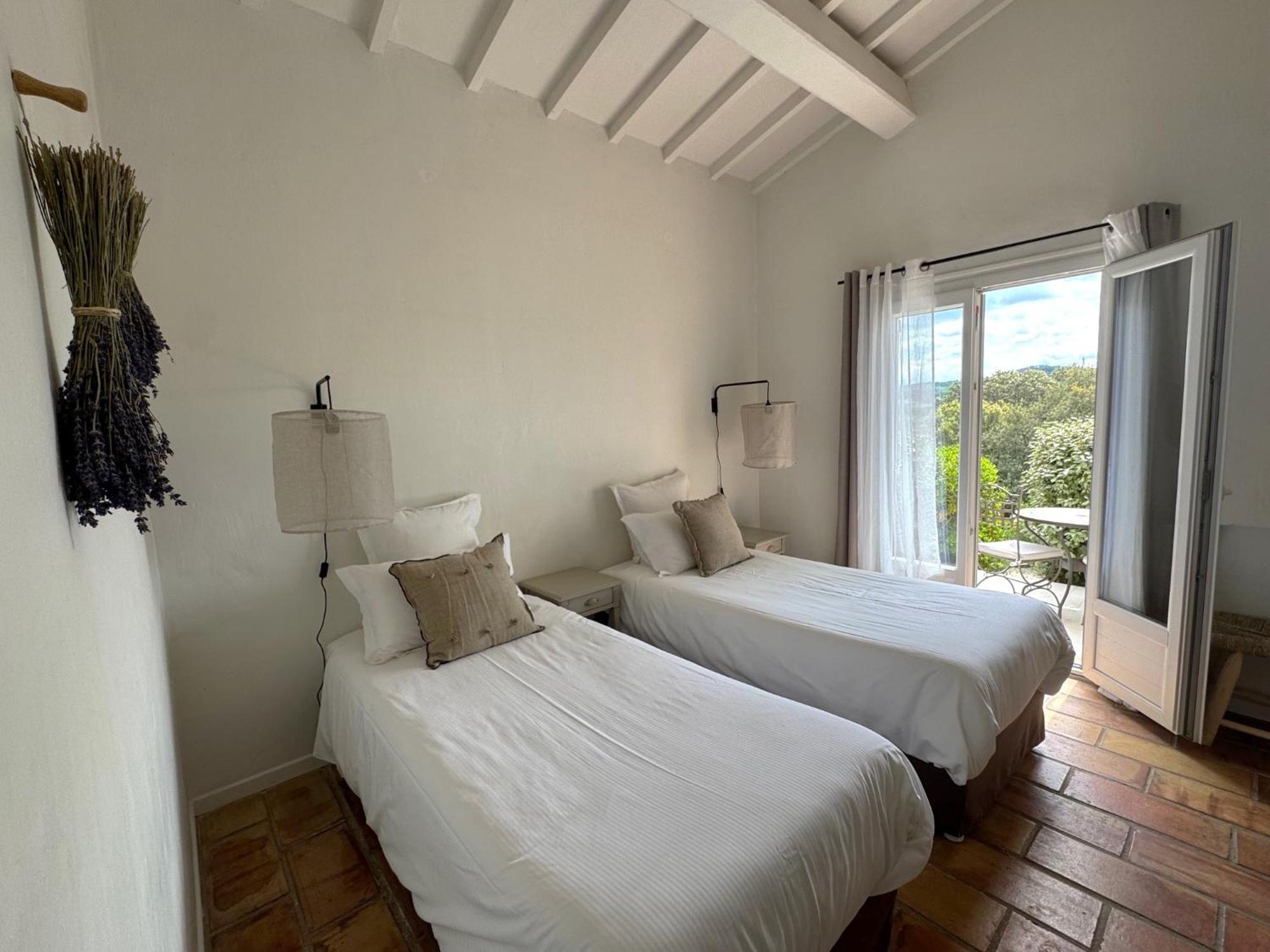 La Cle Des Champs, Boutique Hotel & Spa - Le Mas De Garrigon Roussillon en Isere Eksteriør bilde