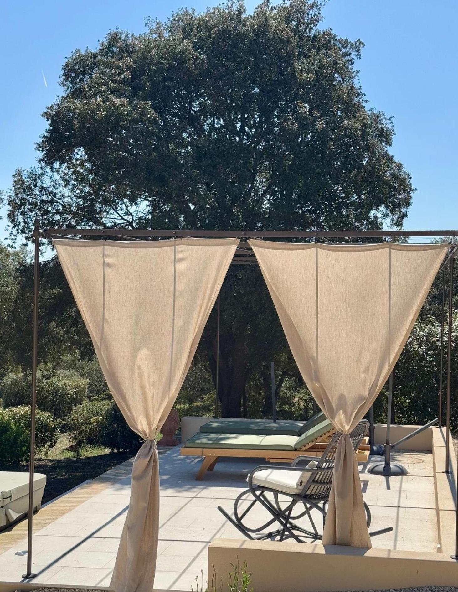 La Cle Des Champs, Boutique Hotel & Spa - Le Mas De Garrigon Roussillon en Isere Eksteriør bilde